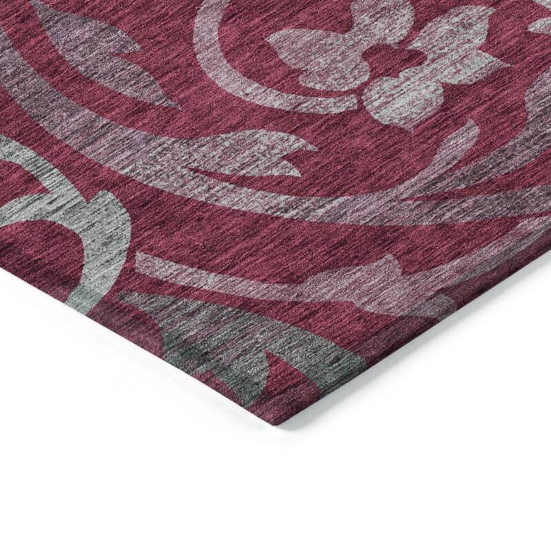 Machine Washable Indoor/ Outdoor Chantille Floral Scroll Rug