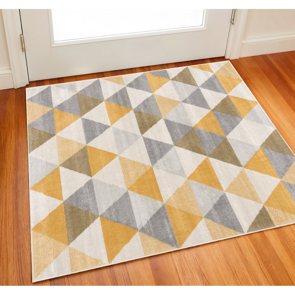 HomeRoots Geometric Transitional Square Area Rug