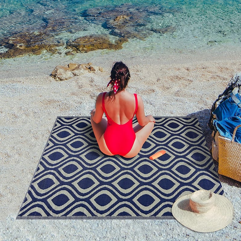 Venice Lightweight Reversible Recycled Plastic Outdoor Floor Mat/Rug