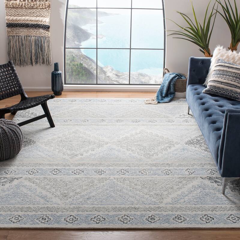 SAFAVIEH Handmade Micro-Loop Lizzi Moroccan Wool Rug - 8' x 10' - Ivory/Grey