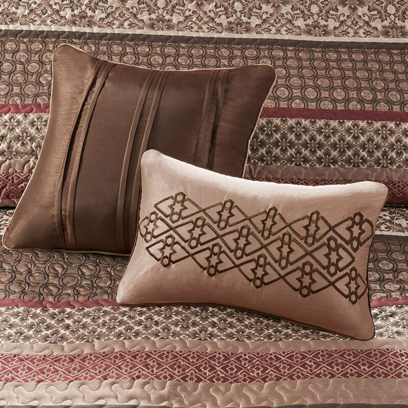 GDF Studio - Princeton 5-Piece Reversible Jacquard Quilt Set with Decorative Pillows