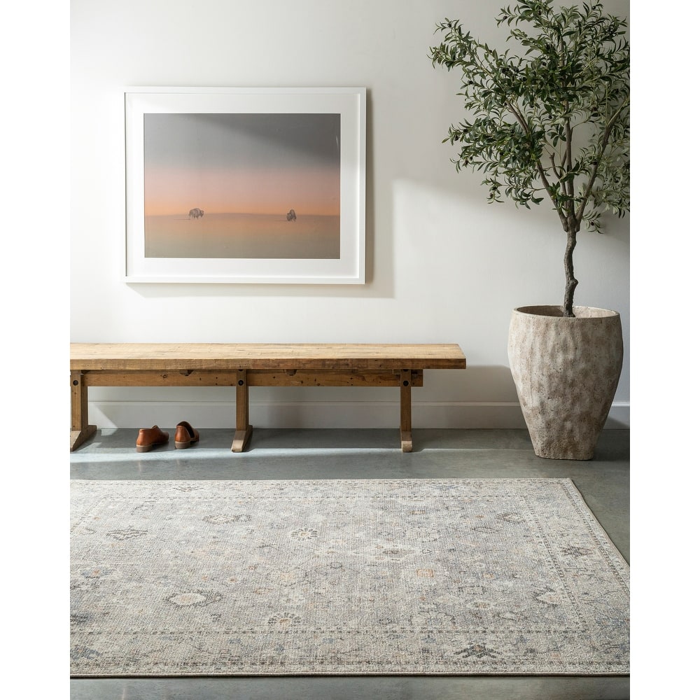 Livabliss Davina Area Rug