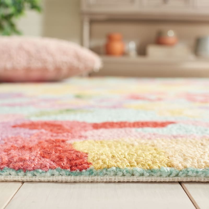 SAFAVIEH Handmade Easy Care Herzlinde French Country Rug