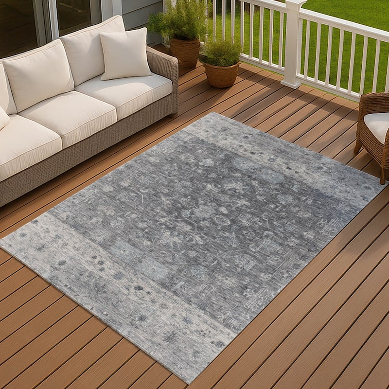Machine Washable Indoor/ Outdoor Traditional Border Chantille Rug - Gray - 8' x 10'