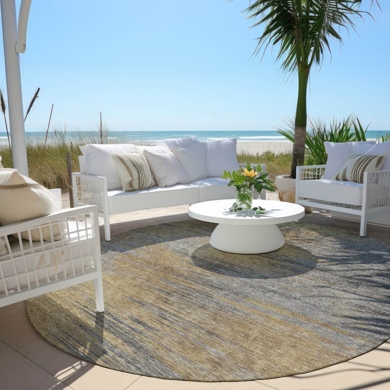Machine Washable Indoor/ Outdoor Chantille Solid Ombre Rug - 8' x 8' - Brown