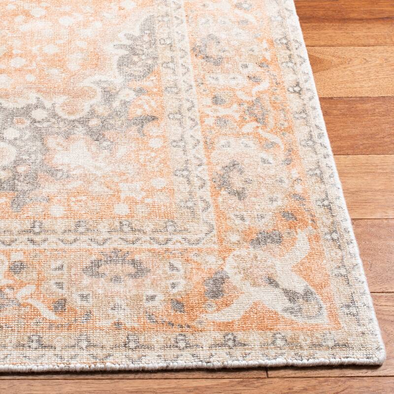SAFAVIEH Handmade Restoration Vintage Yamilex Wool & Viscose Rug