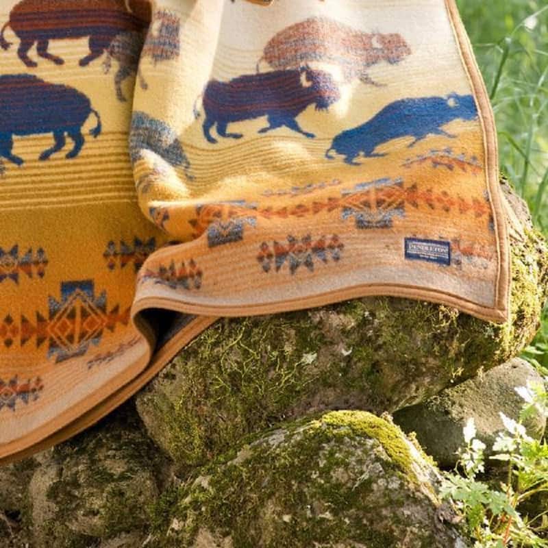 Pendleton Prairie Rush Hour Brown Buffalo Throw