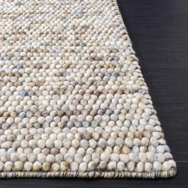 SAFAVIEH Handmade Natura Gerta Wool Rug