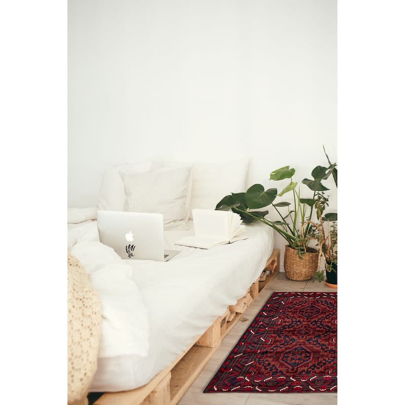 Teimani Red Rug 3'10" x 6'7" - 3'10 x 6'7