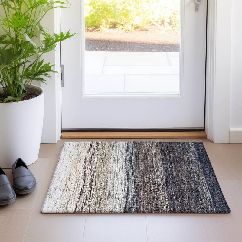 Machine Washable Indoor/ Outdoor Chantille Solid Ombre Rug