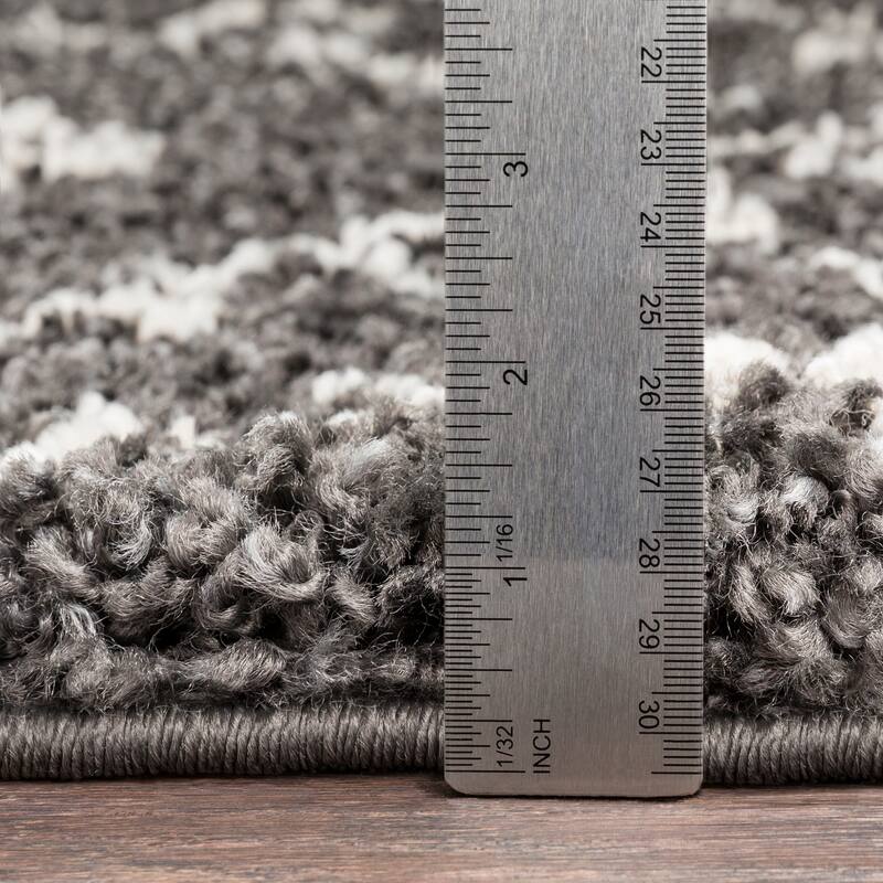 Livabliss Ophelia Moroccan Shag Area Rug
