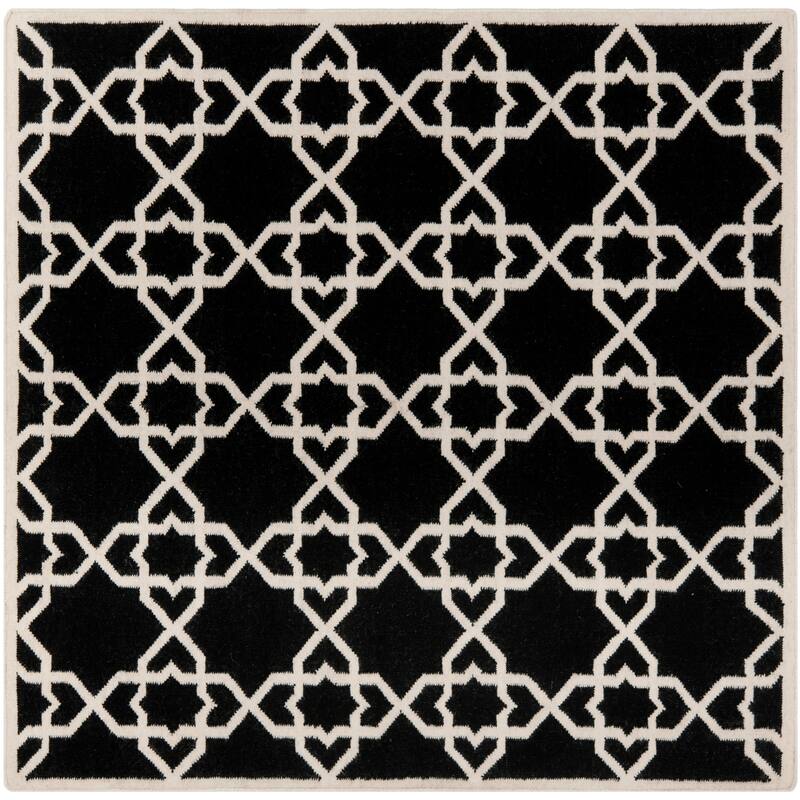 SAFAVIEH Handmade Flatweave Dhurries Tjanka Modern Wool Rug - 6' Square - Black/Ivory