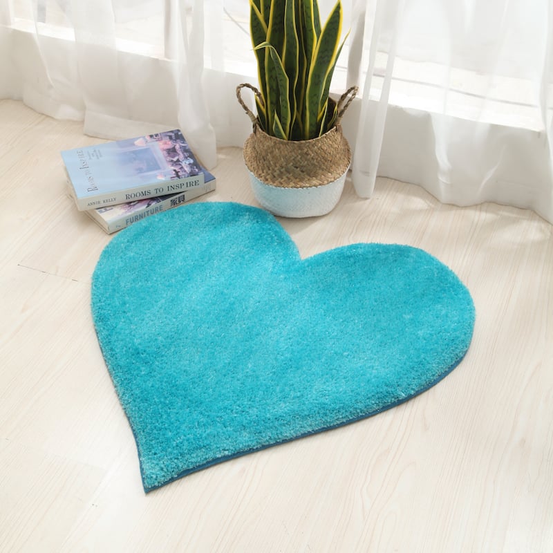 Hearts Collection Hand Woven Shag Area Rug - 24" x 24"