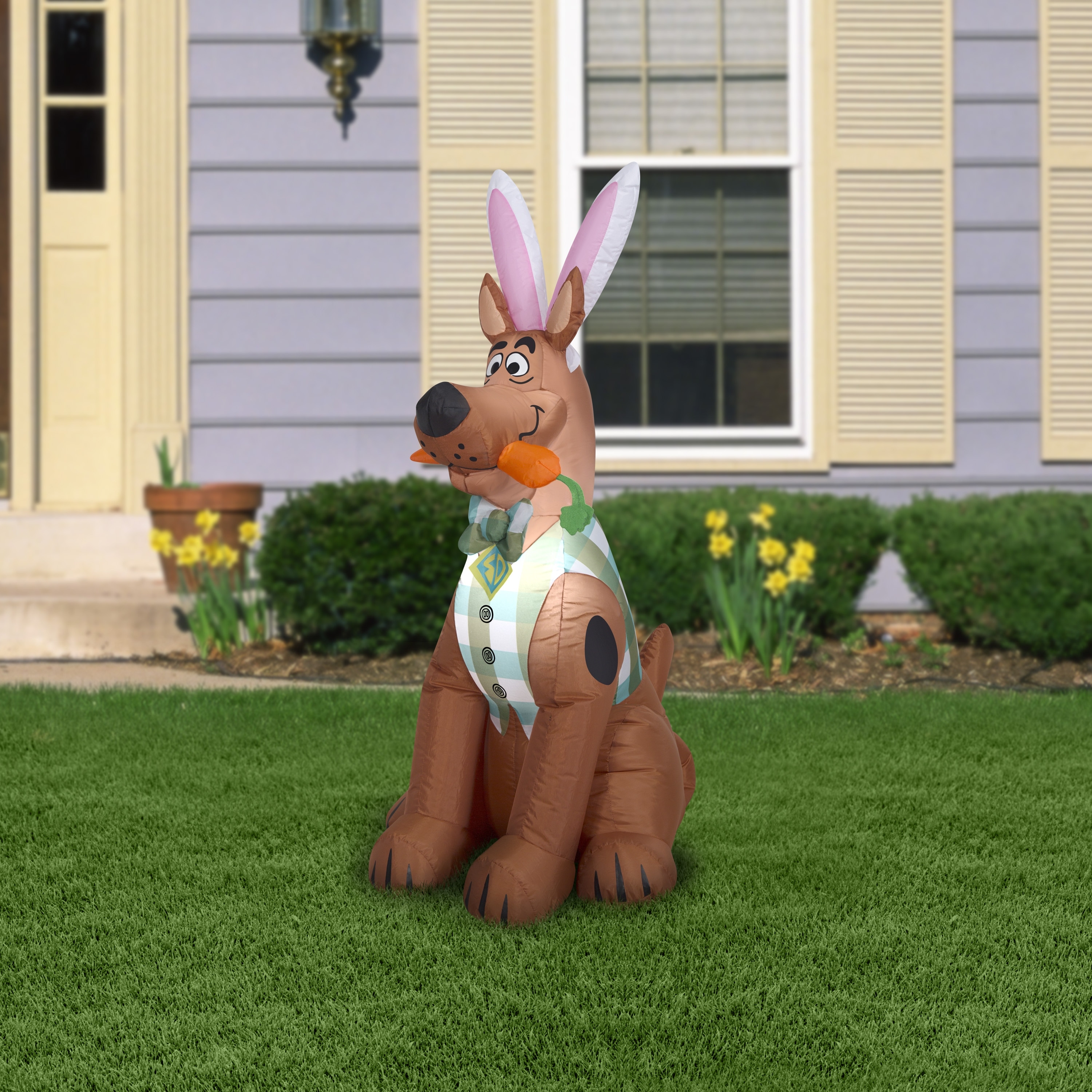 Airblown Scooby in Easter Outfit - SM