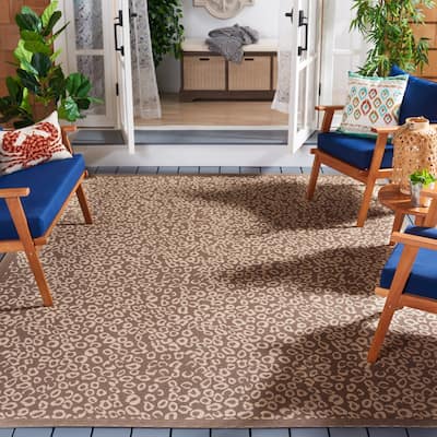 SAFAVIEH Courtyard Luljeta Indoor/ Outdoor Waterproof Patio Backyard Rug