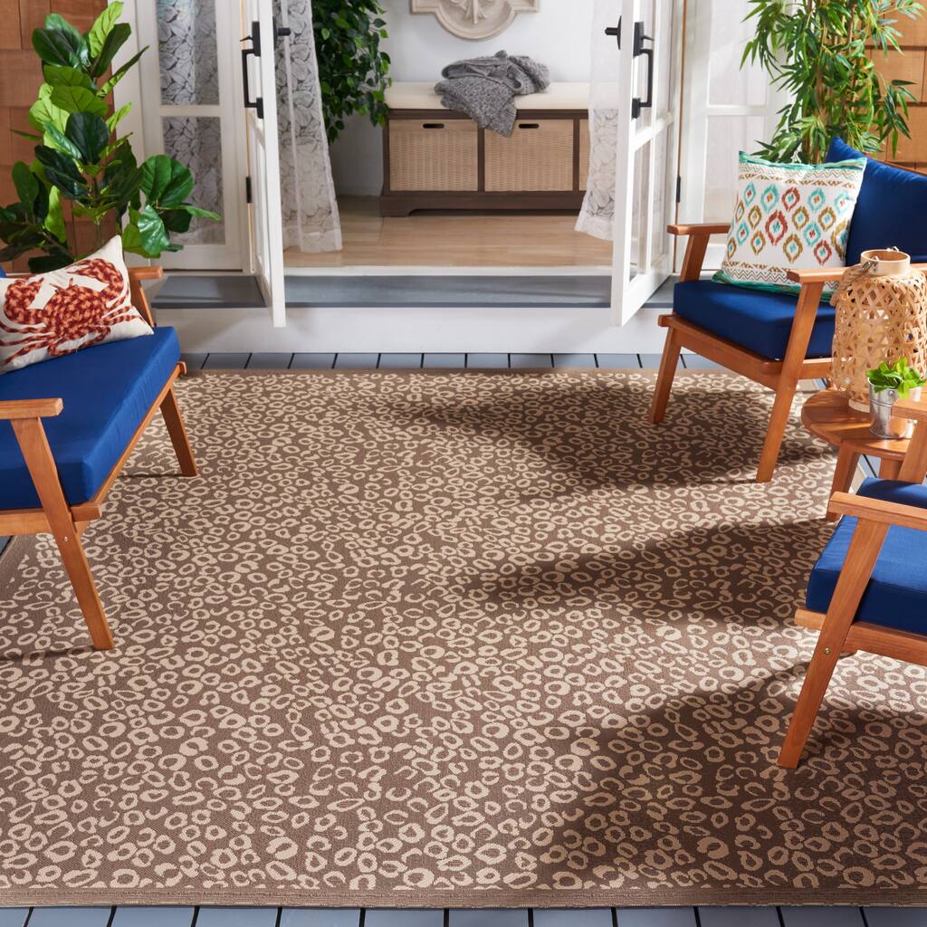 SAFAVIEH Courtyard Luljeta Indoor/ Outdoor Waterproof Patio Backyard Rug