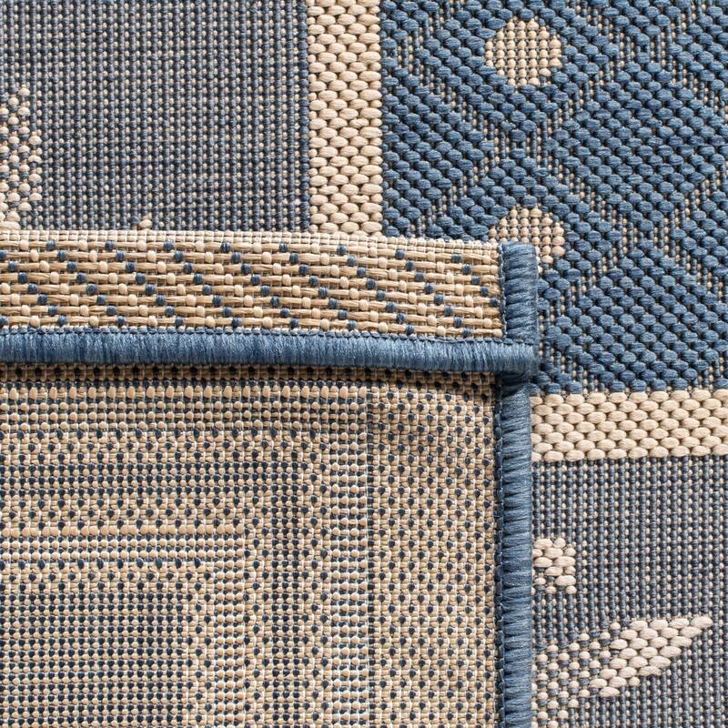 SAFAVIEH Courtyard Merilin Indoor/ Outdoor Geometric Area Rug