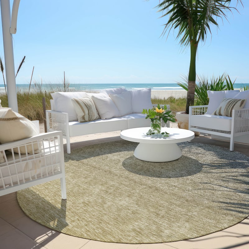 Machine Washable Indoor/ Outdoor Chantille Solid Ombre Rug - Gold - 8' x 8'