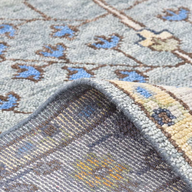 Overton Handmade Modern Contemporary Floral Area Rug