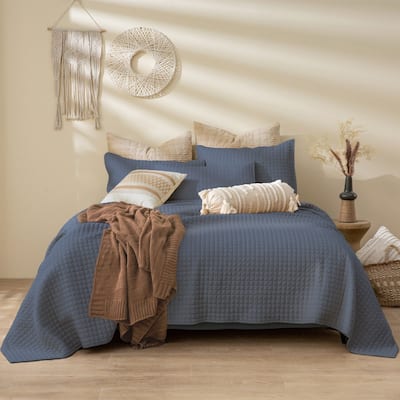 Wonderful Waffle Quilt Set 3 Piece Solid Bedding Set