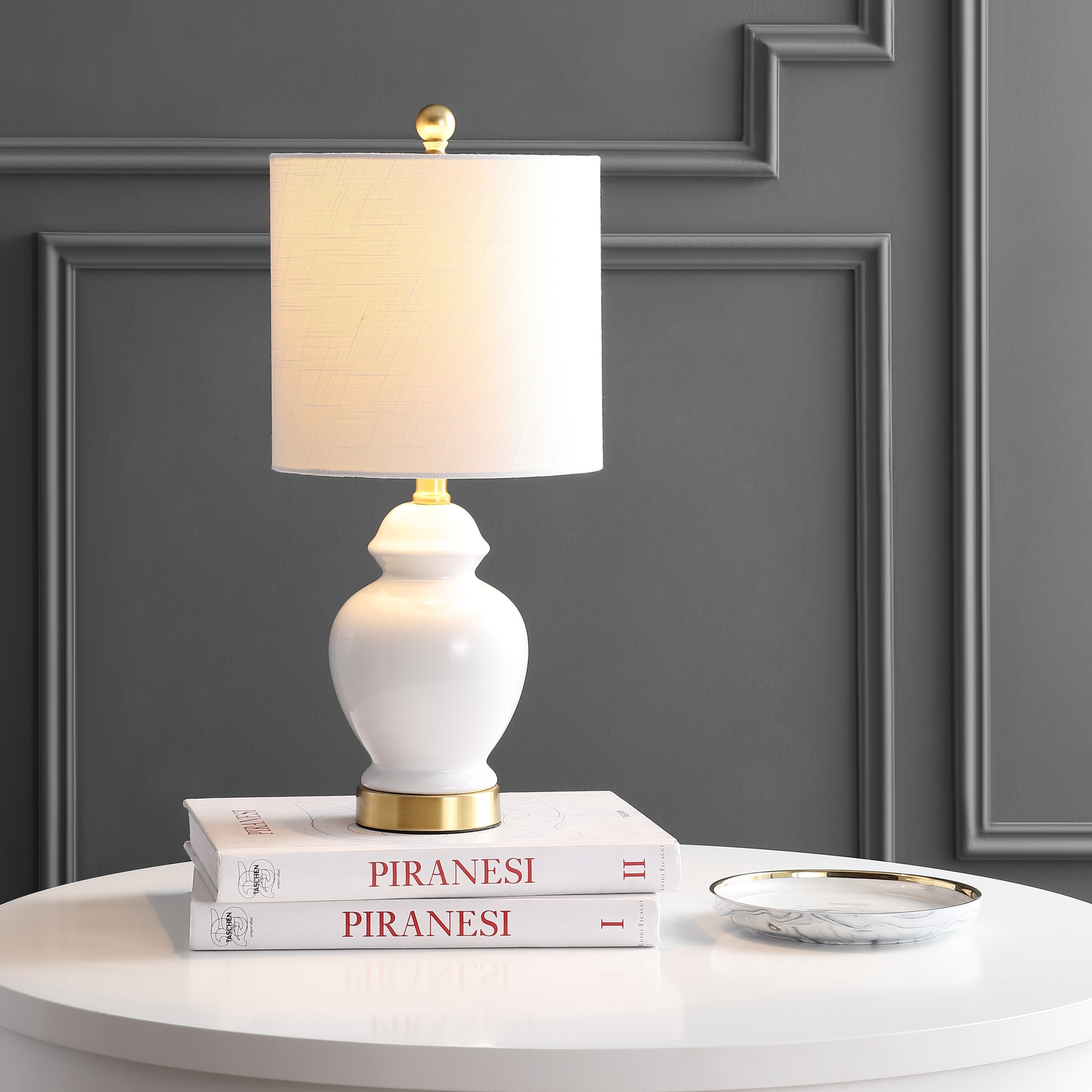 JONATHAN Y Perry 20" Ceramic/Metal LED Table Lamp, White/Brass Gold