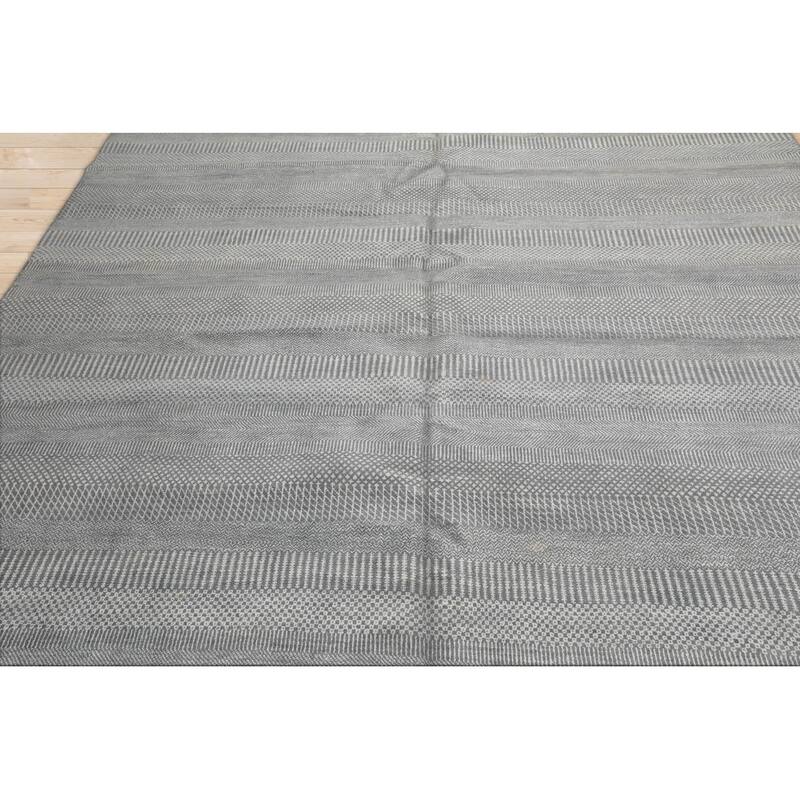 Hand Knotted Gray,White Tibetan 100% Wool Modern Oriental Area Rug - 8' 2'' x 10' 1''