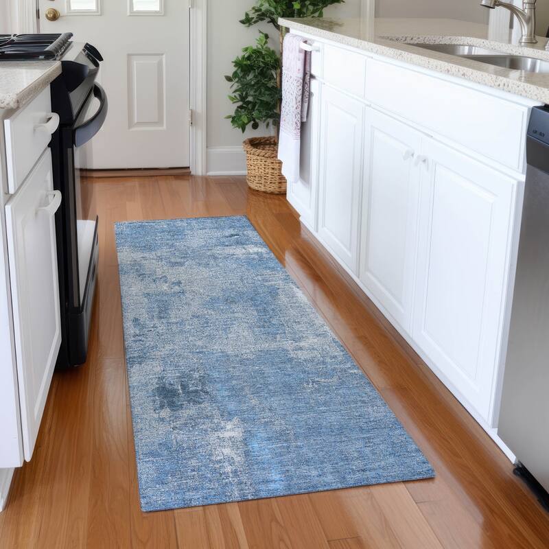 Machine Washable Indoor/ Outdoor Abstract Imprints Chantille Rug - Denim - 2'3" x 7'6"