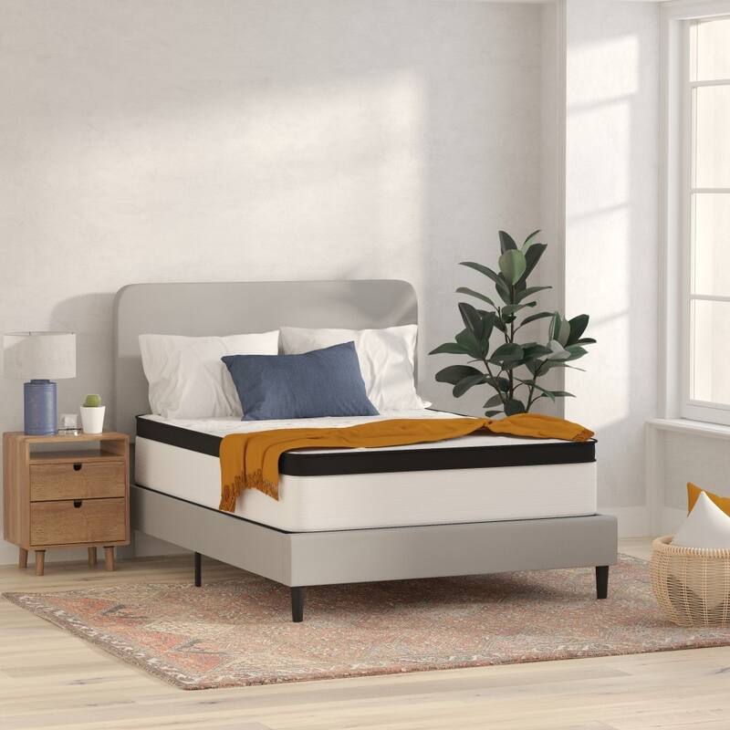 12" Hybrid Firm Pocket Spring Mattress in a Box - White