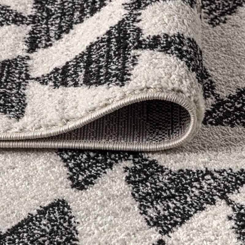JONATHAN Y Khalil Moroccan Triangle Geometric Area Rug