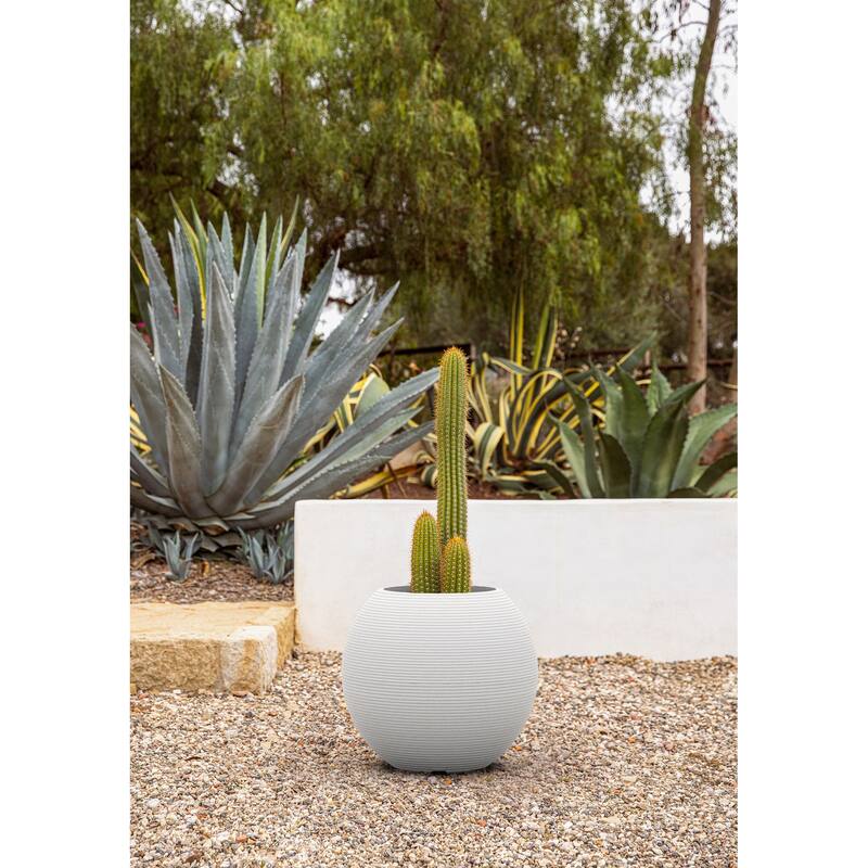 Veradek Strata Series Sphere 18'' Planter