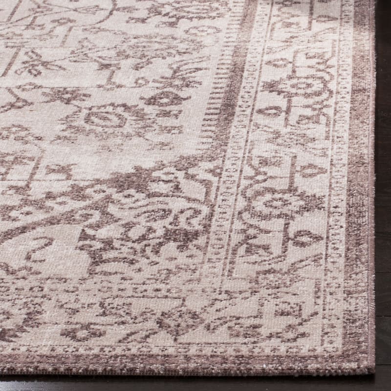 SAFAVIEH Artisan Fatmira Distressed Oriental Rug