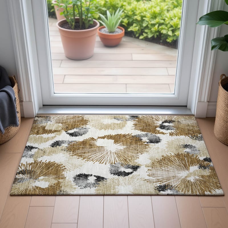 Machine Washable Indoor/Outdoor Modern Floral Chantille Rug