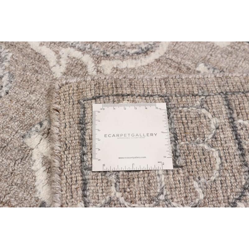 ECARPETGALLERY Hand-knotted Tangier Taupe Wool Rug - 5'0 x 7'11