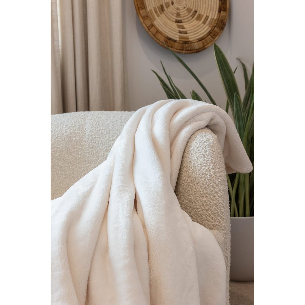 Jennifer Adams Cloud Ultra-Plush Throw