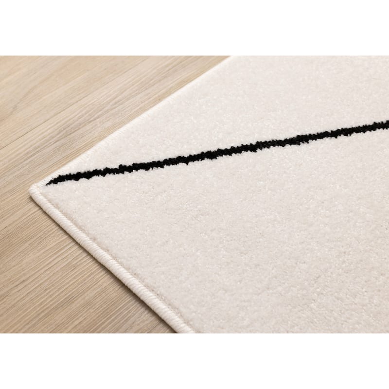 White Black Modern Geometric Trellis Design Rug