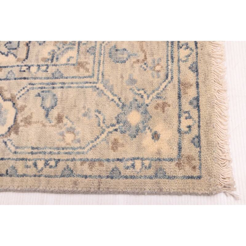 ECARPETGALLERY Hand-knotted Jules Sultane Light Grey Wool Rug - 5'2 x 8'0