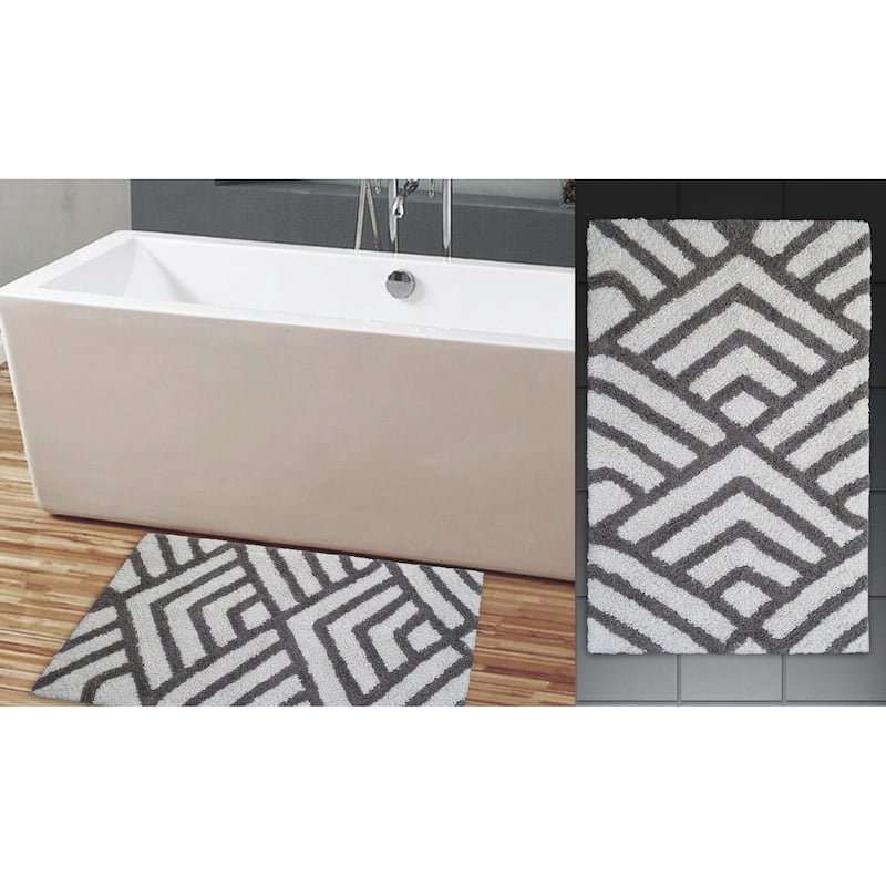 Vibhsa Bath Rug Geometric Pattern in Grey & Ivory 20" x 32"