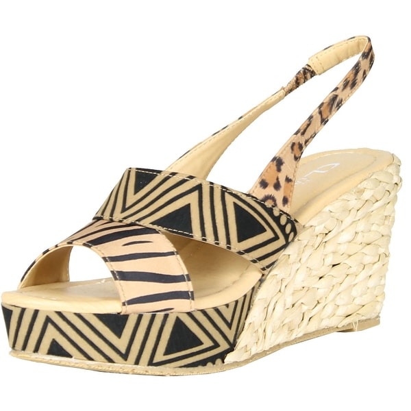 cl laundry sandals