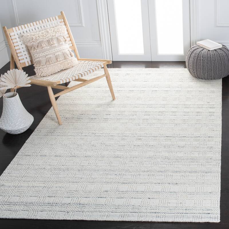 SAFAVIEH Handmade Elements Vitoria Wool Rug - 6' x 9' - Ivory/Grey