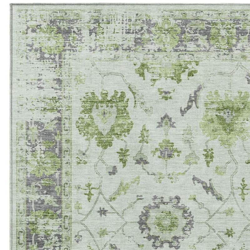 HomeRoots Floral Traditional Rectangle Outdoor Rug