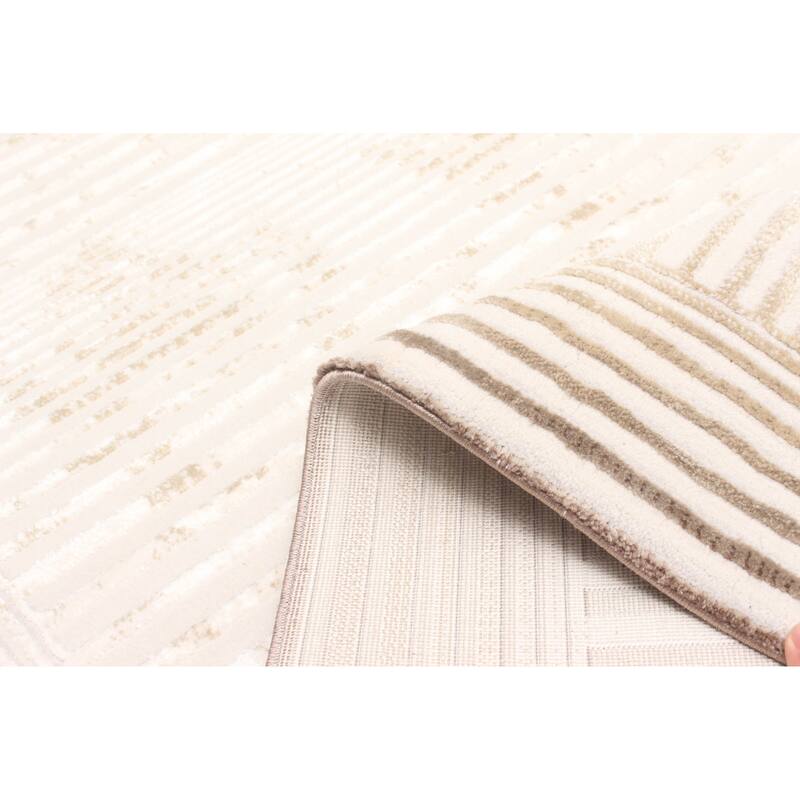 ECARPETGALLERY Machine Made Ramona Tan Area Rug