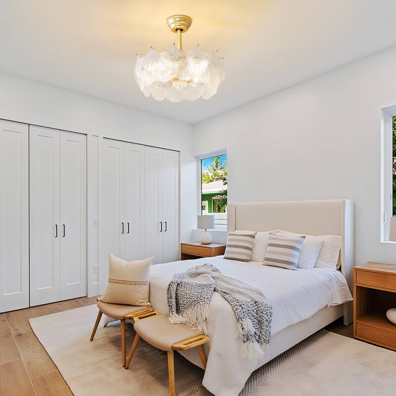 20" Modern Glass Chandelier with Shell Ceiling Fan with Remote Control, Caged with 6 Speeds for Bedroom, Nursery, Living Room