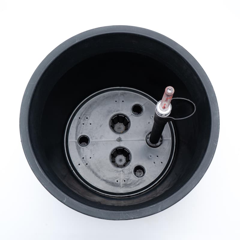 13 inch Wicker Self-watering Planter