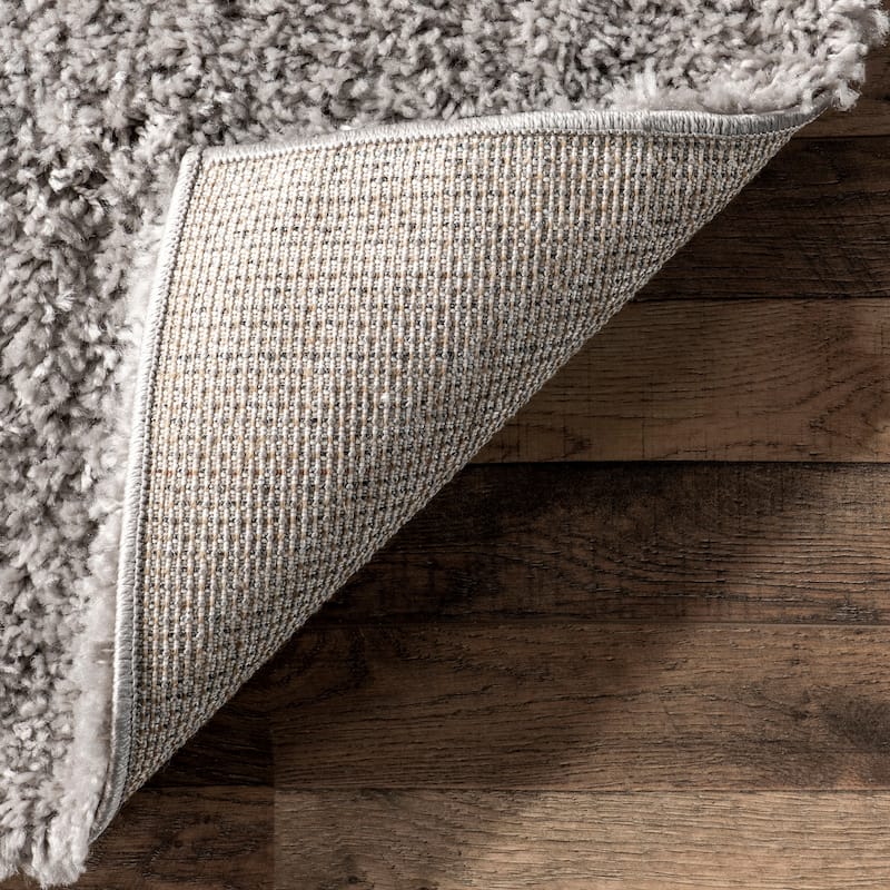 Nuloom Scarlett Modern Plush Shag Area Rug