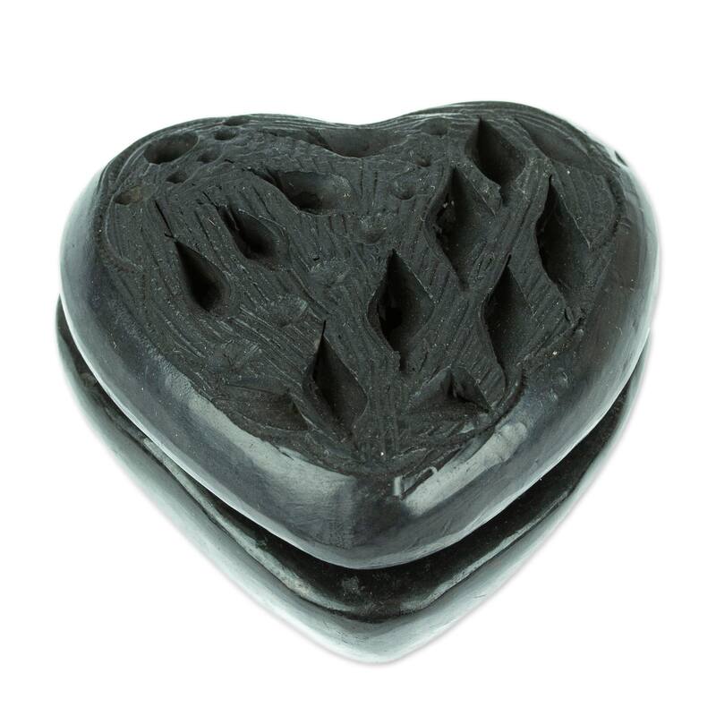 Novica Handmade Heart & Diamonds Barro Negro Mini Jewelry Box