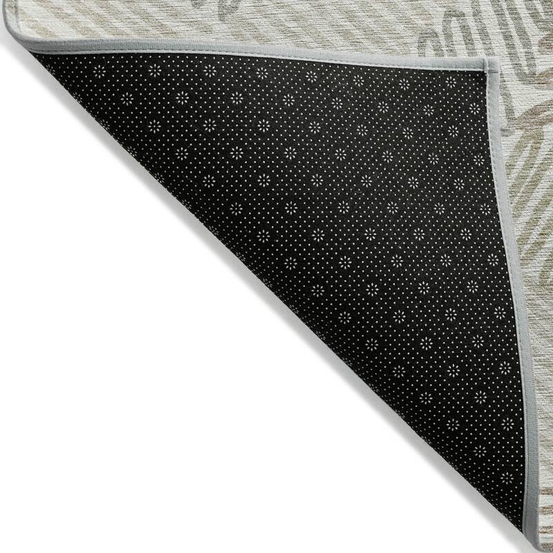 HomeRoots Floral Transitional Rectangle Outdoor Rug