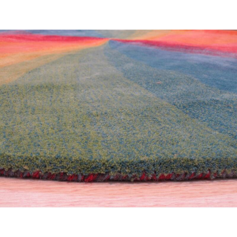 Lollipop Contemporary Abstract Swirl Area Rug - Elegant and Timeless Design