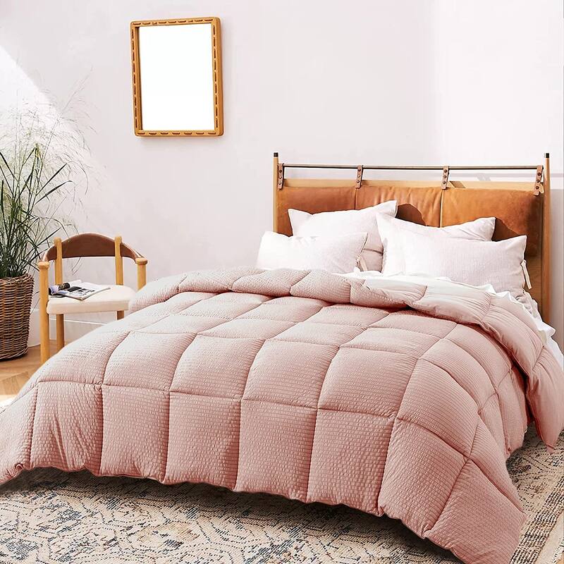KASENTEX Winter Warmth Quilted Comforter, Cozy Soft Seersucker Textured, Down Alternative Fill - Pink - Queen