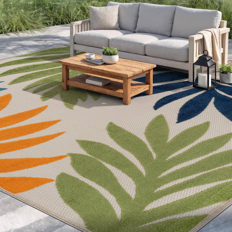 World Rug Gallery Indoor/Outdoor High-Low Textured Area Rug, Palm Easy-Clean Patio Rug