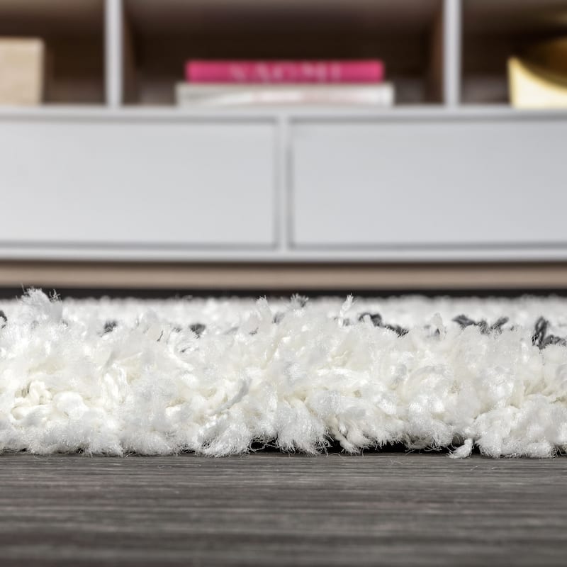 JONATHAN Y Modern Shag Plush Tassel Moroccan Geometric Trellis Area Rug